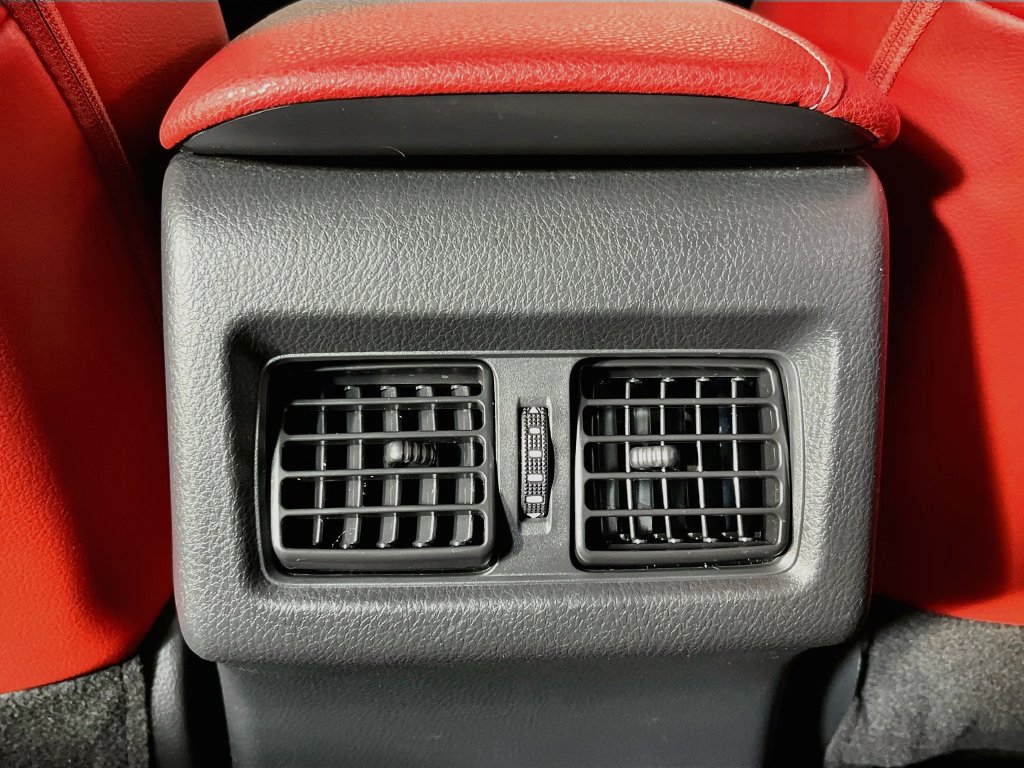 Used 2022 Toyota Camry XSE FWD image 30