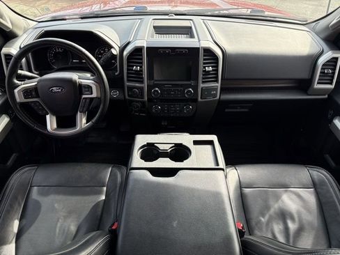 Used 2017 Ford F150 Lariat image 12