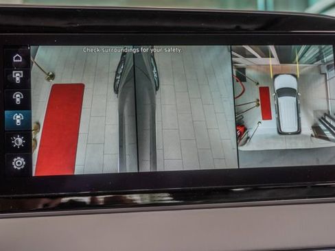 Used 2022 Hyundai Palisade Limited w/ Winter Package FWD image 38