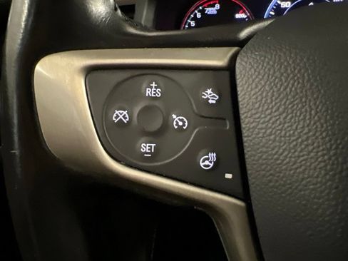 Used 2020 GMC Acadia Denali w/ Technology Package FWD image 16