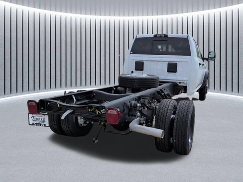 New 2026 RAM 5500 Tradesman AWD/4WD image 9