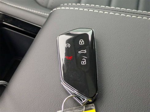 New 2026 Volkswagen Atlas SEL image 31