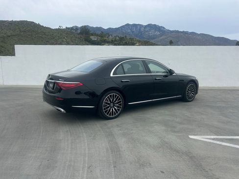 Used 2022 Mercedes-Benz S 580 4MATIC Sedan image 5