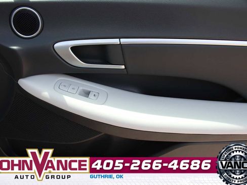 Used 2024 Hyundai Sonata SEL FWD image 13
