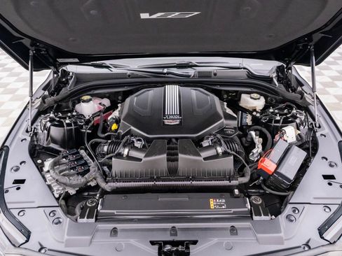 Used 2025 Cadillac CT5 V RWD image 34