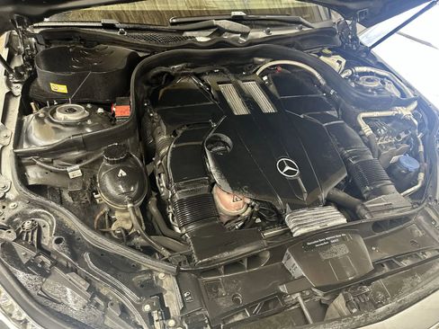 Used 2016 Mercedes-Benz E 400 Sedan image 30