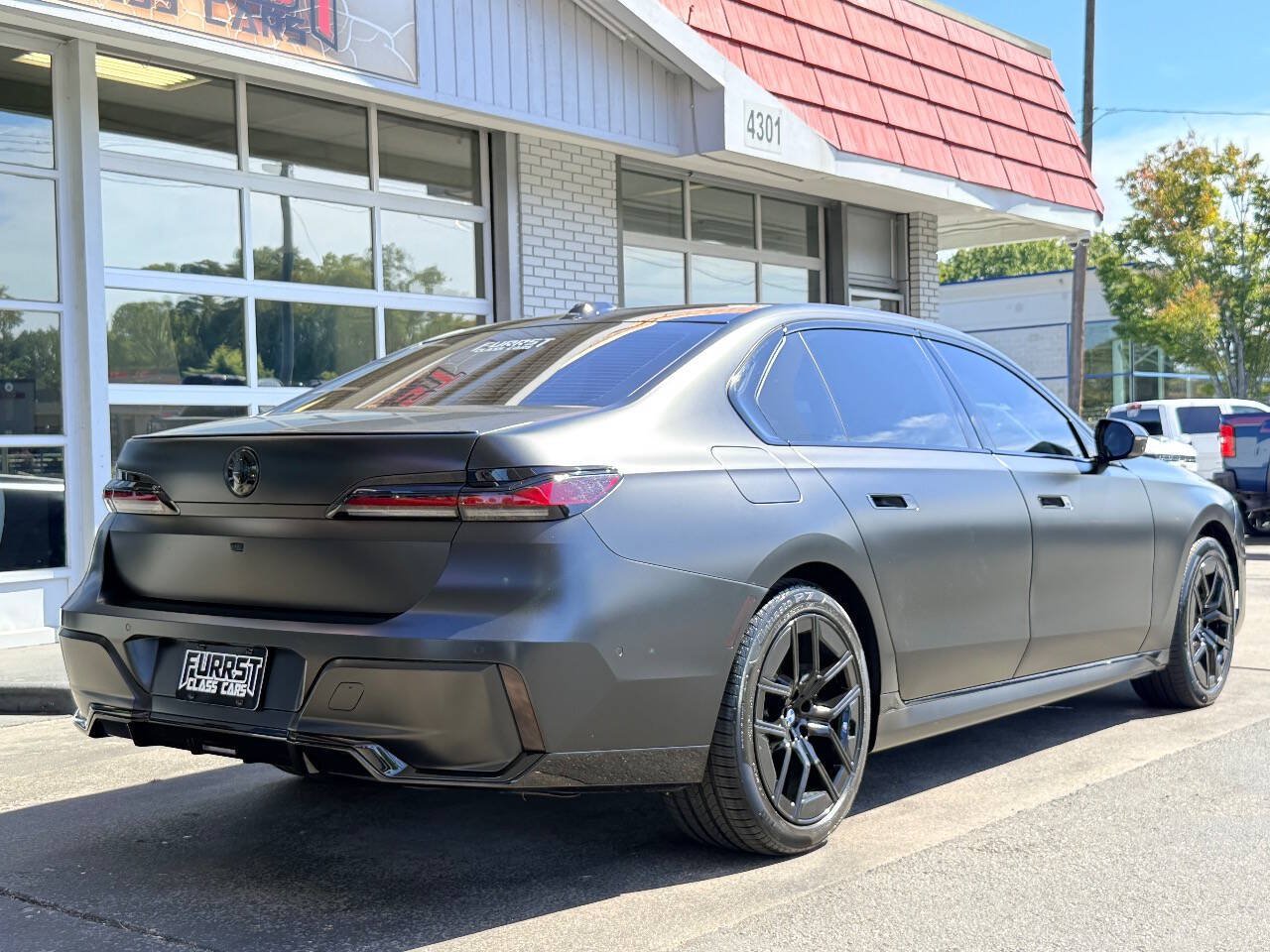 Used 2026 BMW 740i xDrive AWD/4WD image 3