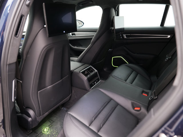 Certified 2023 Porsche Panamera GTS AWD/4WD image 30
