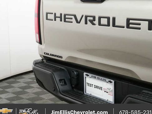 New 2026 Chevrolet Colorado ZR2 w/ Technology Package AWD/4WD image 34