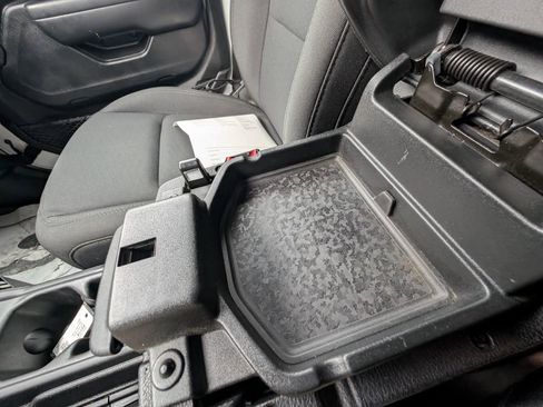 Used 2020 Jeep Gladiator Sport w/ Quick Order Package 24S image 29