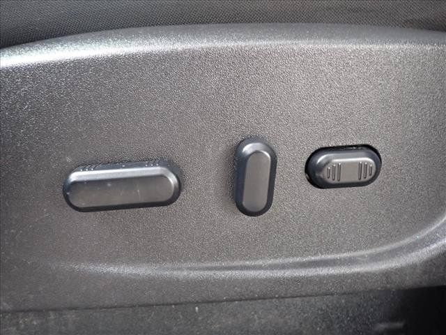 Used 2014 Ford Escape SE w/ Equipment Group 201A AWD/4WD image 12