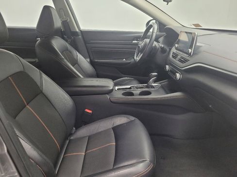 Used 2022 Nissan Altima 2.5 SR image 21