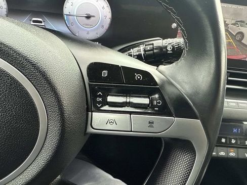 Used 2023 Hyundai Elantra SEL w/ Convenience Package image 27