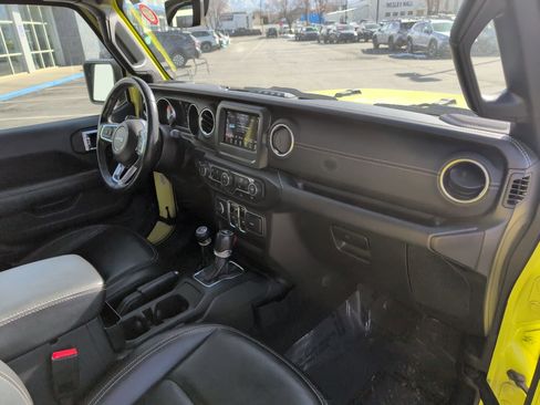 Used 2023 Jeep Wrangler Sahara w/ Cold Weather Group image 30