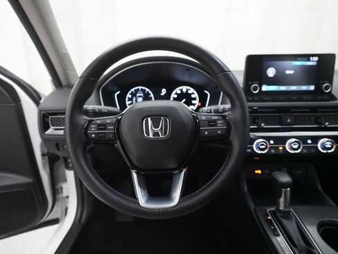 Certified 2024 Honda Civic EX-L image 4