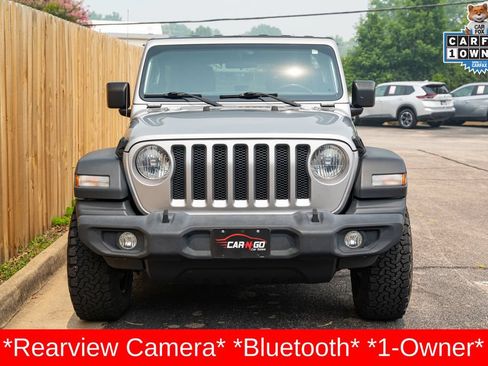 Used 2018 Jeep Wrangler Unlimited Sport S AWD/4WD image 2