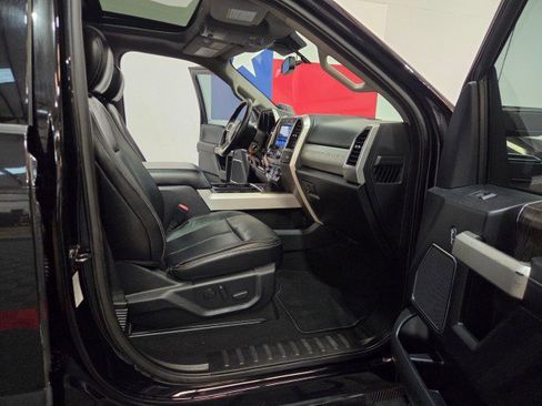 Used 2020 Ford F450 Lariat w/ Lariat Value Package image 72