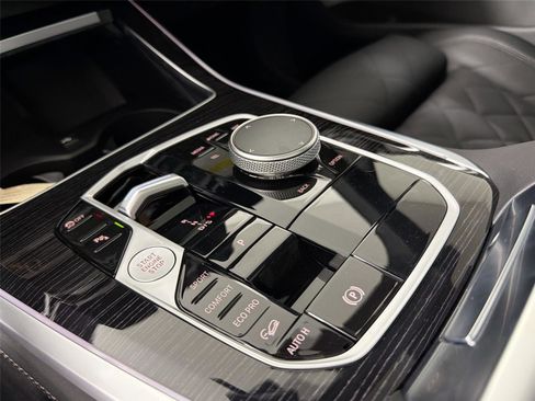 New 2026 BMW X5 xDrive40i AWD/4WD image 17