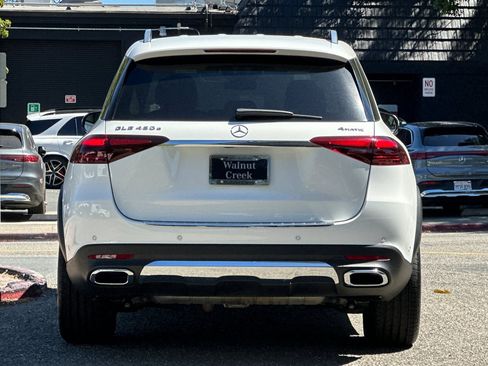 Certified 2025 Mercedes-Benz GLE 450e 4MATIC image 9