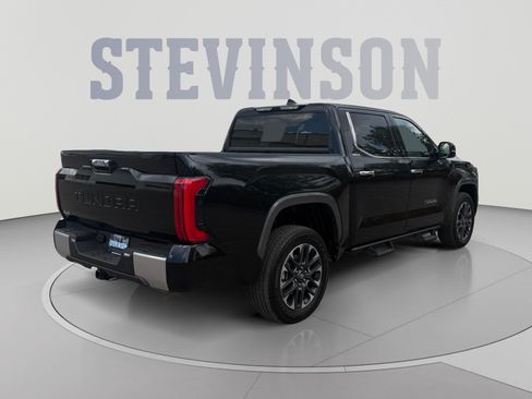 Used 2025 Toyota Tundra Limited AWD/4WD image 5