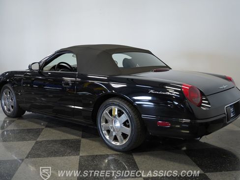 Used 2003 Ford Thunderbird image 24