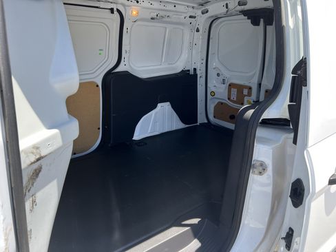Used 2016 Ford Transit Connect XL FWD image 12
