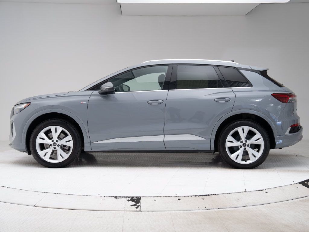 Used 2023 Audi Q4 e-tron Premium Plus w/ Premium Plus AWD/4WD image 2