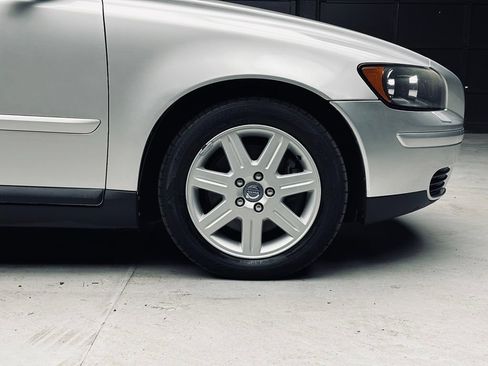 Used 2007 Volvo V50 2.4i FWD image 39