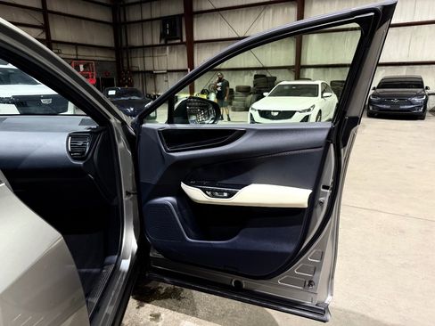 Used 2022 Lexus NX 250 FWD w/ Towing Package (2000 Lbs) image 24