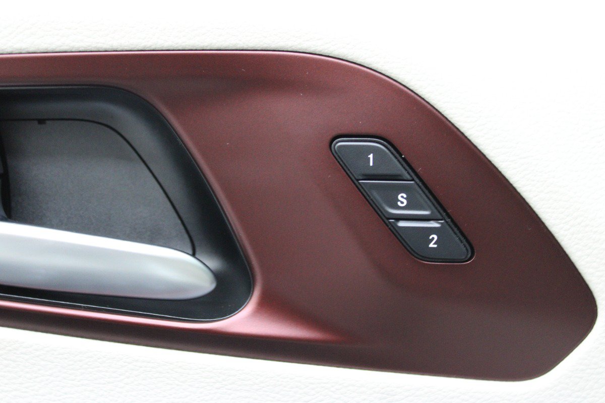 Used 2020 Chrysler Pacifica Limited FWD image 21