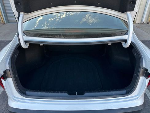 Used 2025 Kia K4 LXS image 30