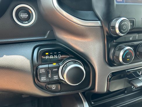 Used 2023 RAM 1500 Big Horn AWD/4WD image 30