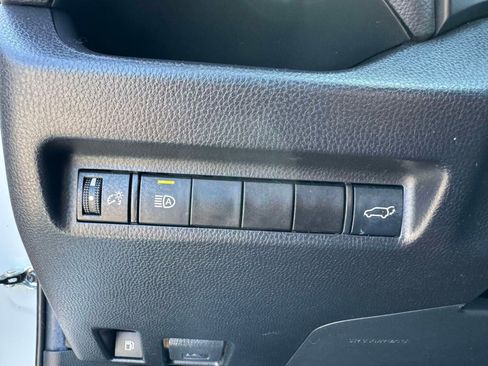 Certified 2021 Toyota RAV4 XLE w/ Convenience Package AWD/4WD image 23