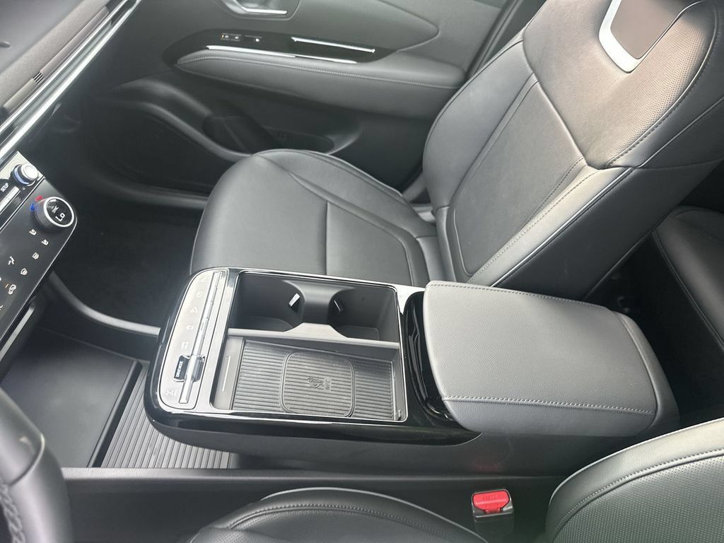 New 2026 Hyundai Tucson Limited AWD/4WD image 28