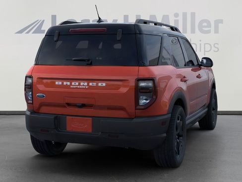 New 2024 Ford Bronco Sport Outer Banks w/ Tech Package image 8