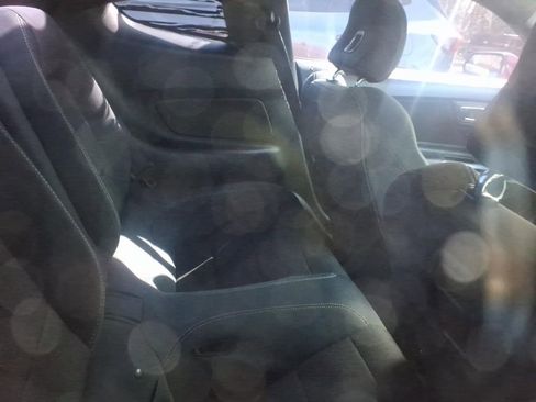 Used 2016 Ford Mustang Coupe image 8