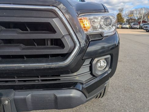 Used 2023 Toyota Tacoma SR5 image 11