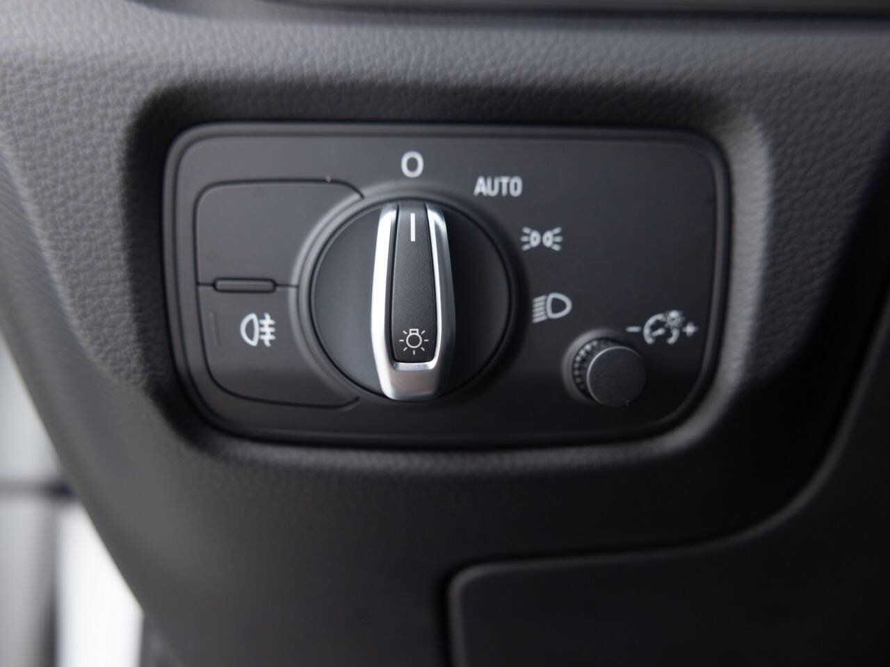 Used 2015 Audi A3 1.8T Premium Plus FWD image 34