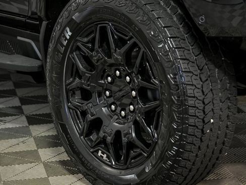 New 2026 GMC Hummer EV SUV w/ LPO, Dark Essentials Package image 3