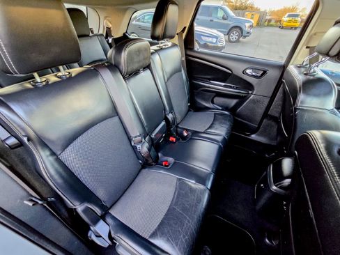 Used 2020 Dodge Journey Crossroad image 31