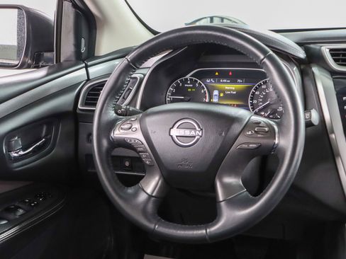 Used 2023 Nissan Murano SV AWD/4WD image 12