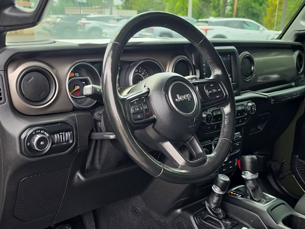 Used 2021 Jeep Wrangler Unlimited Sport AWD/4WD image 14