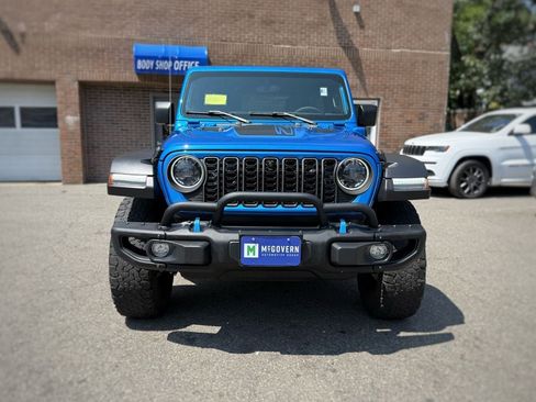 Used 2023 Jeep Wrangler Unlimited Rubicon 4xe AWD/4WD image 2