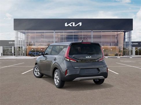 New 2025 Kia Soul LX w/ LX Technology Package image 4