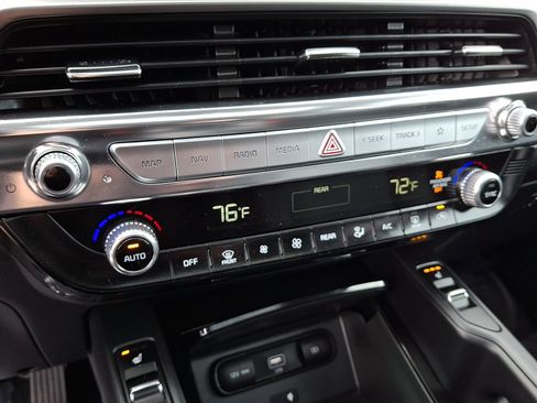 Used 2022 Kia Telluride S image 17