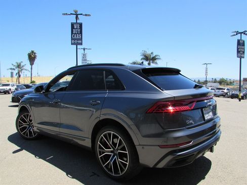 Used 2019 Audi Q8 Prestige AWD/4WD image 5