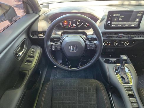 Used 2026 Honda HR-V Sport image 14