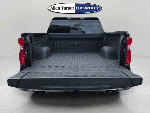 Used 2024 Chevrolet Silverado 1500 LTZ w/ LTZ Premium Package image 7
