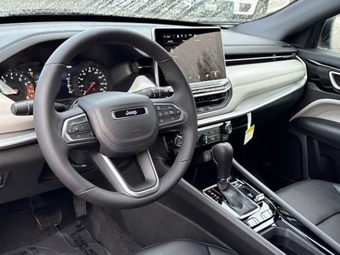 New 2026 Jeep Compass Limited AWD/4WD image 17