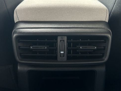 Used 2025 Honda Prologue EX image 19